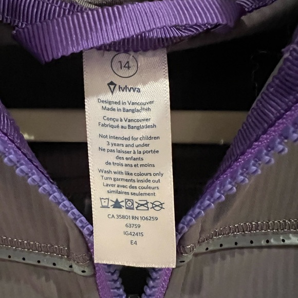 ivivva zip up jacket - Picture 3 of 3